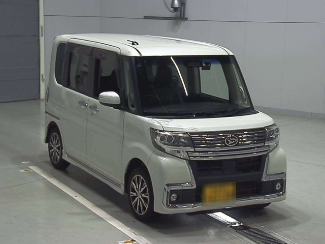 DAIHATSU TANTO 2017