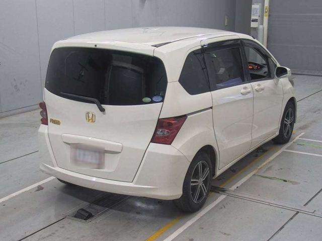 HONDA FREED 2009