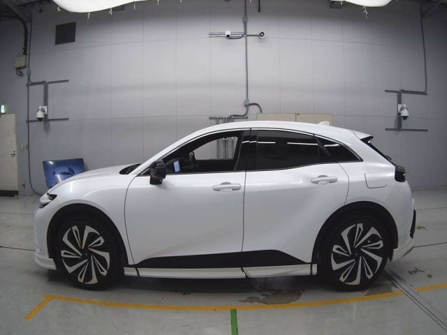 TOYOTA CROWN SPORT 2024