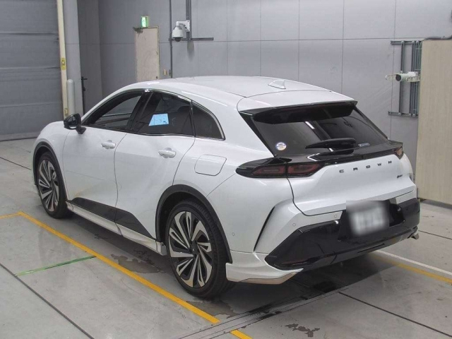 TOYOTA CROWN SPORT 2024
