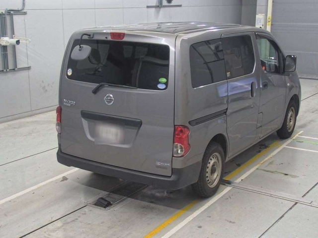 NISSAN NV200 2016