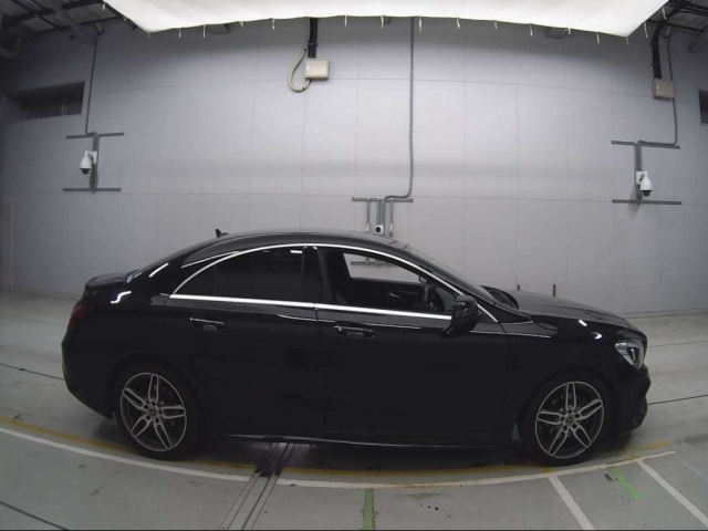 MERCEDES BENZ CLA CLASS 2018