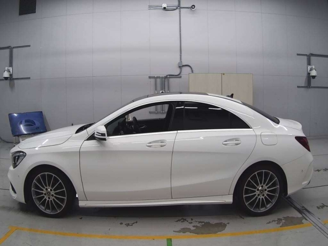 MERCEDES BENZ CLA CLASS 2018