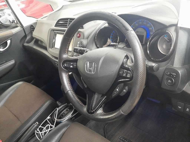 HONDA FIT SHUTTLE 2012