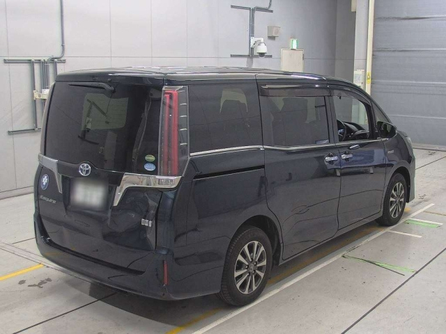 TOYOTA ESQUIRE 2017
