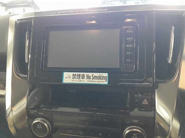 TOYOTA VELLFIRE 2018