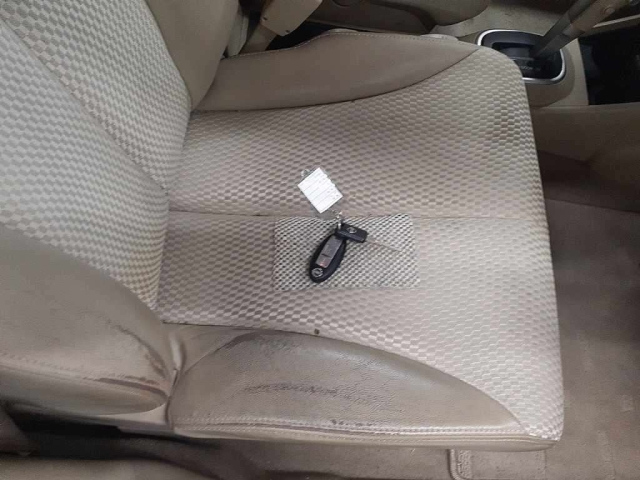 NISSAN TIIDA 2011