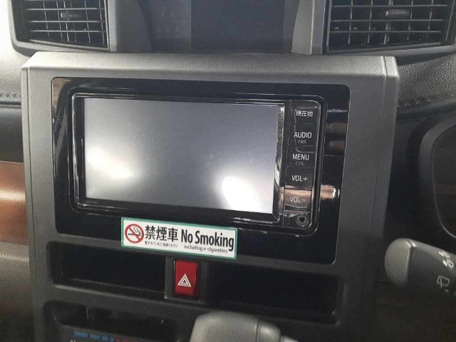 TOYOTA TANK 2019