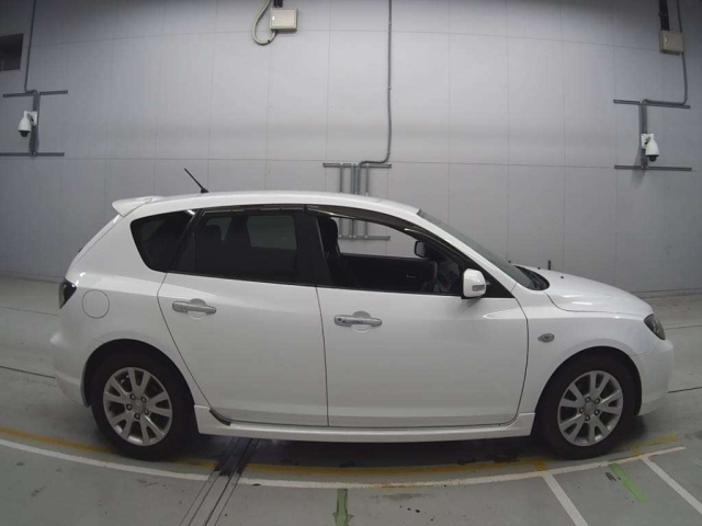 MAZDA AXELA 2008
