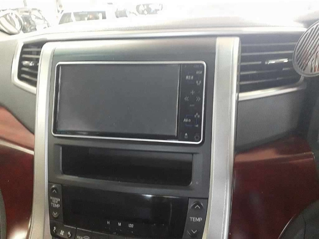 TOYOTA VELLFIRE 2010