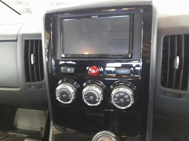 MITSUBISHI DELICA D5 2017
