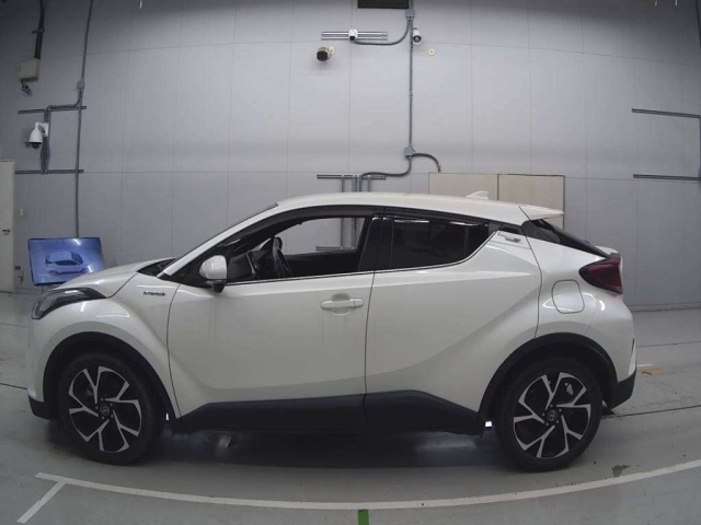 TOYOTA C-HR 2019