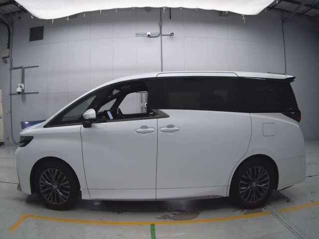 TOYOTA VELLFIRE 2023