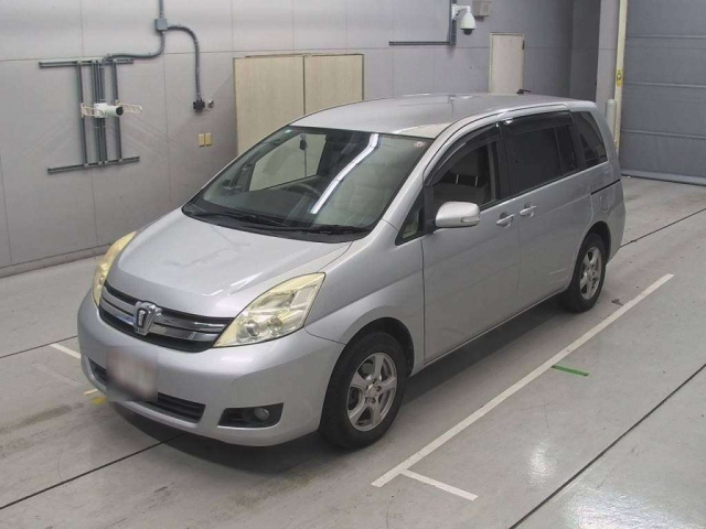 TOYOTA ISIS 2012