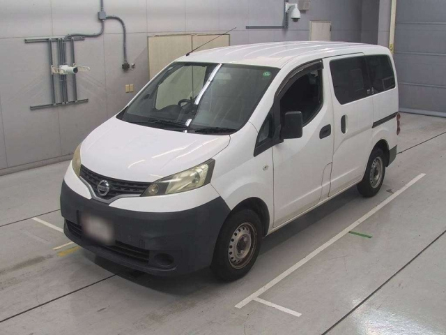 NISSAN NV200 2012