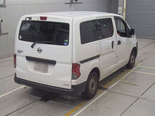 NISSAN NV200 2012