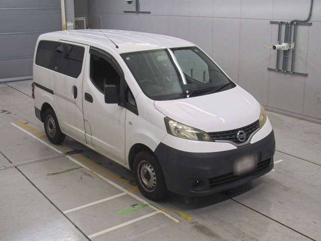 NISSAN NV200 2012
