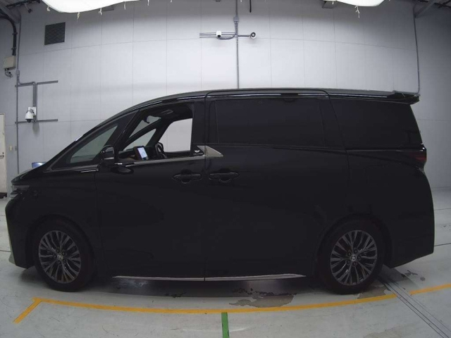 TOYOTA VELLFIRE 2023