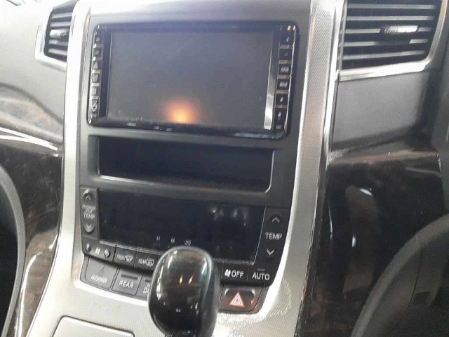 TOYOTA VELLFIRE 2012