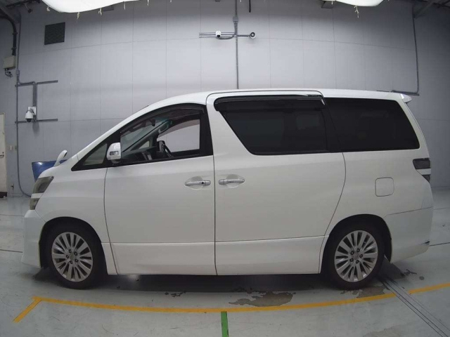 TOYOTA VELLFIRE 2012