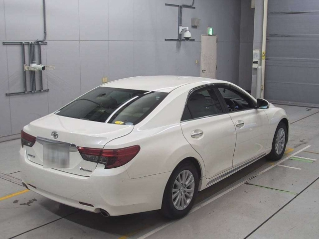 TOYOTA MARK X 2013