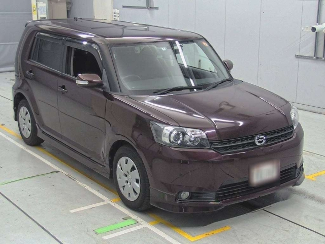 TOYOTA COROLLA RUMION 2012
