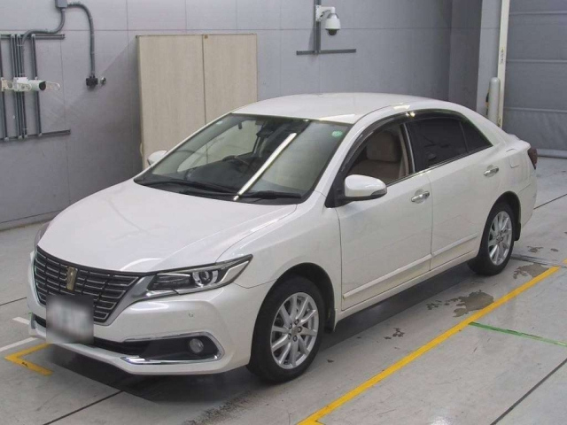 TOYOTA PREMIO 2016