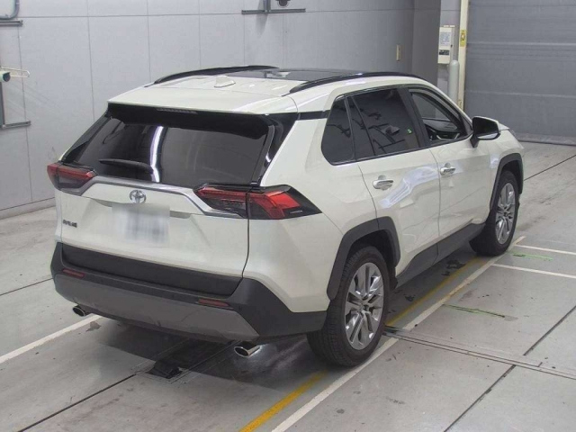 TOYOTA RAV4 2021