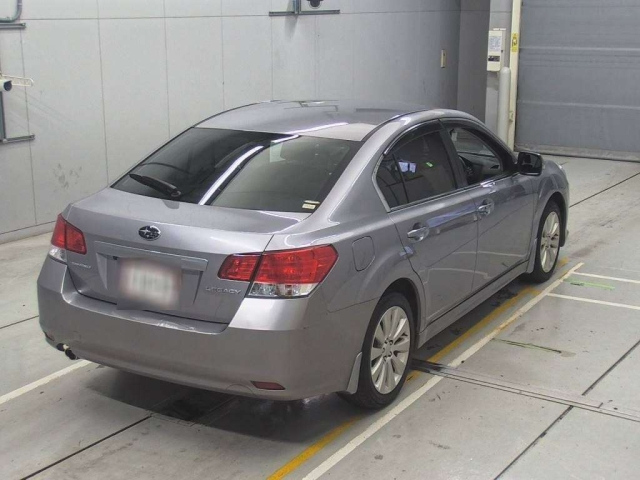 SUBARU LEGACY B4 2010