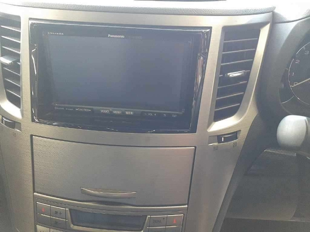 SUBARU LEGACY B4 2010