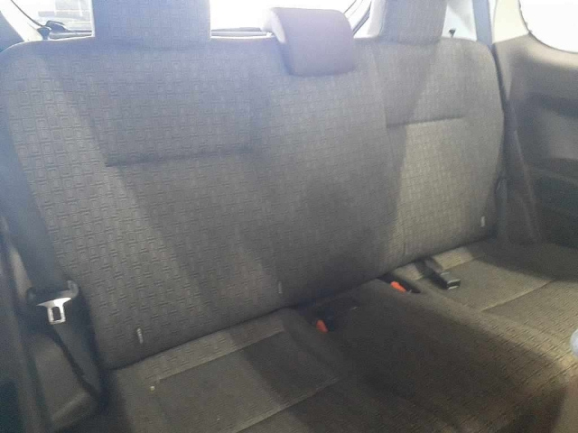 TOYOTA SPADE 2015