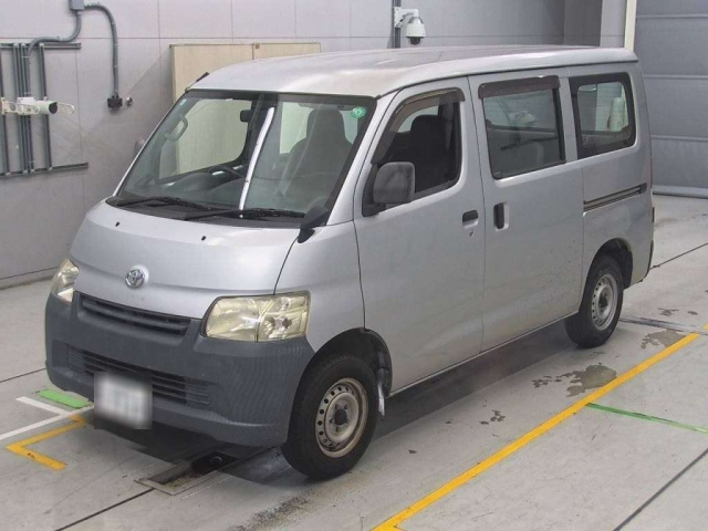 TOYOTA LITE ACE VAN 2013