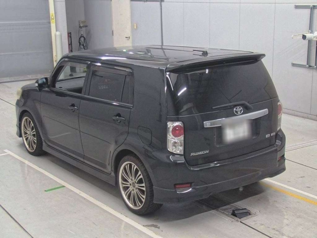 TOYOTA COROLLA RUMION 2013