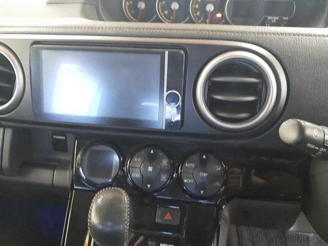 TOYOTA COROLLA RUMION 2013