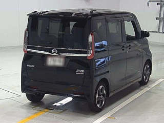 NISSAN ROOX 2022