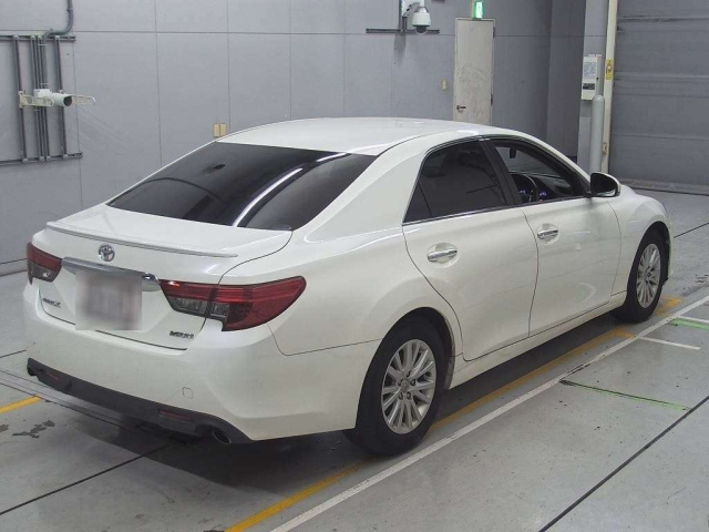 TOYOTA MARK X 2013
