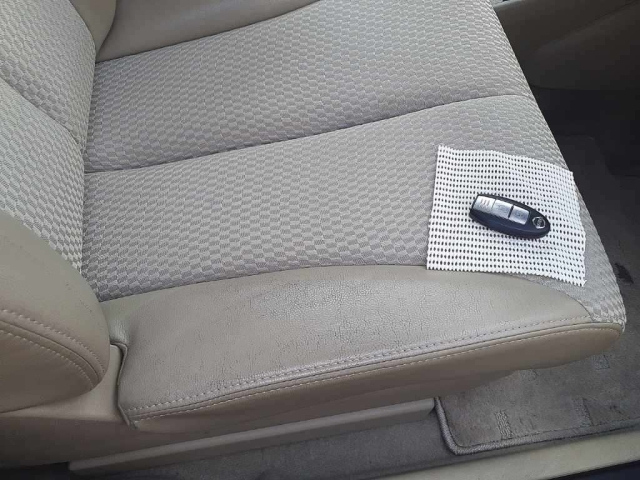 NISSAN TIIDA 2010