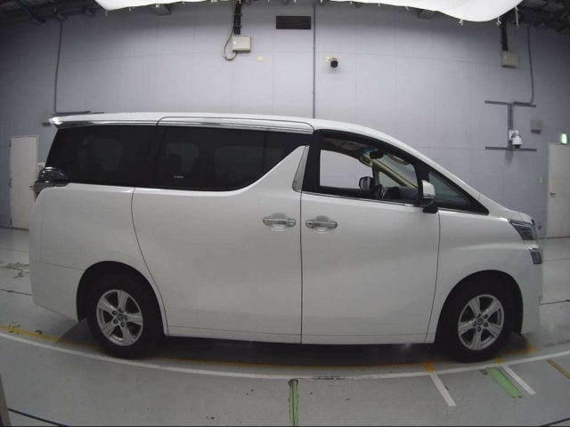 TOYOTA VELLFIRE 2019