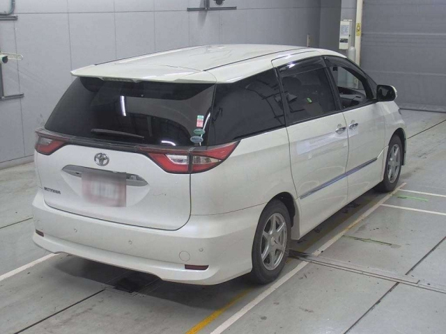 TOYOTA ESTIMA 2016