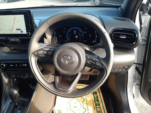 TOYOTA YARIS 2025