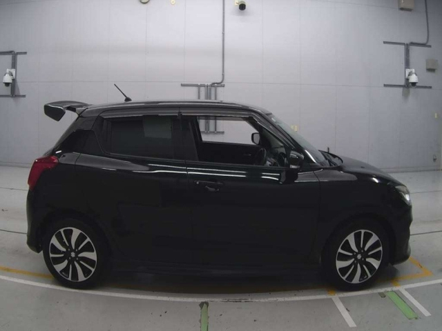 SUZUKI SWIFT 2017