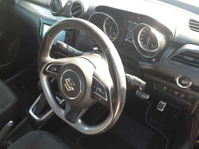 SUZUKI SWIFT 2017