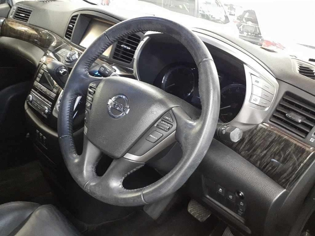 NISSAN ELGRAND 2014