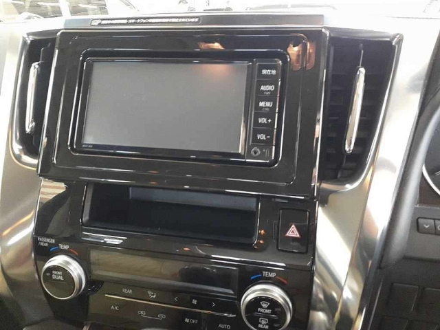 TOYOTA VELLFIRE 2018