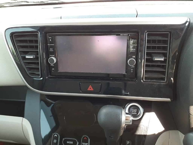 NISSAN DAYZ ROOX 2018