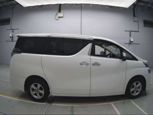 TOYOTA VELLFIRE 2018