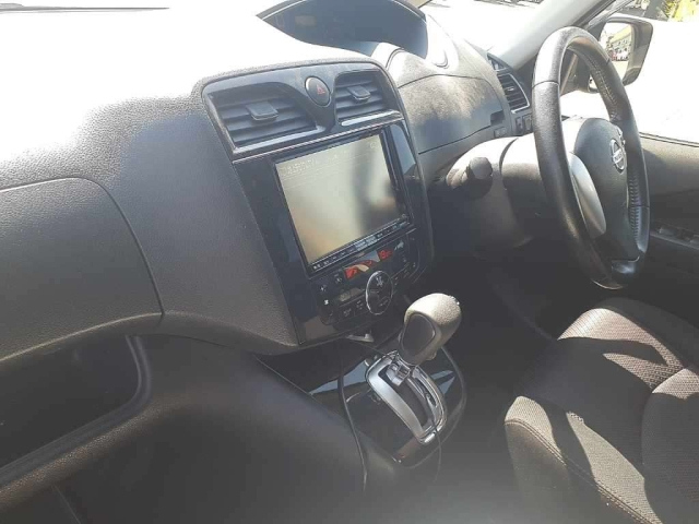 NISSAN SERENA 2013
