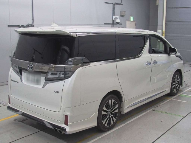 TOYOTA VELLFIRE 2018