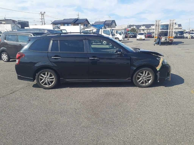 TOYOTA COROLLA FIELDER 2014