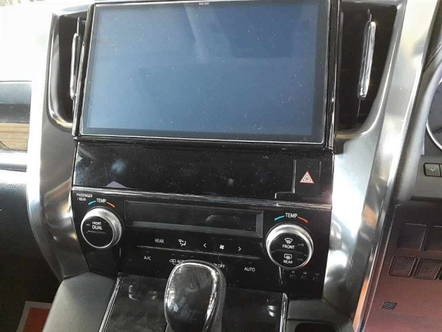 TOYOTA VELLFIRE 2018